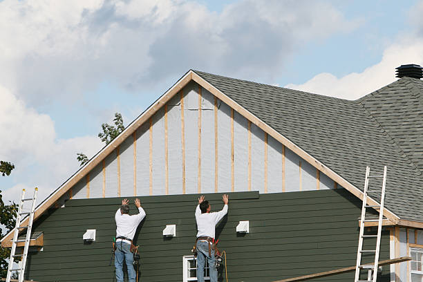 Professional Siding Contractor technician working in Mountainside, NJ